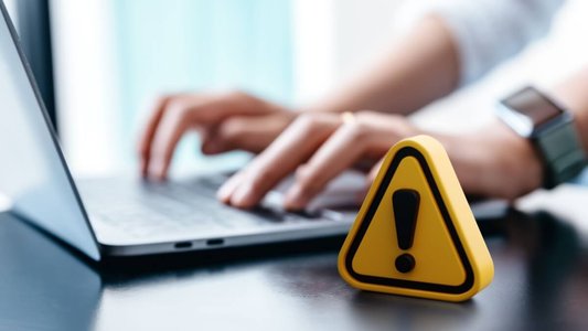 Apple Boosts Spyware Alerts For Mercenary Attacks