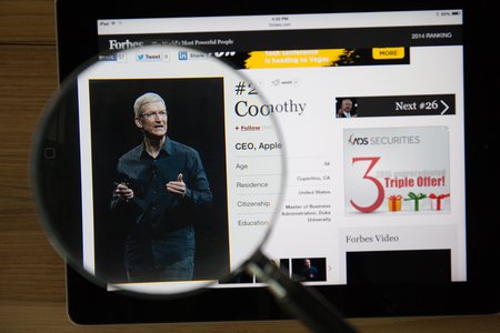 Cook: ‘We’ll Work with UK but Won’t Stop End-to-End Encryption’